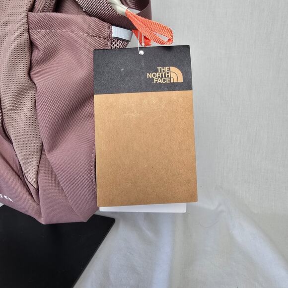 The North Face Women's Pivoter Backpack Twilight Mauve / Emberglow Orange NWT - Picture 6 of 16